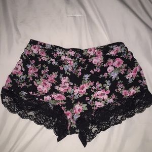 Flowy shorts